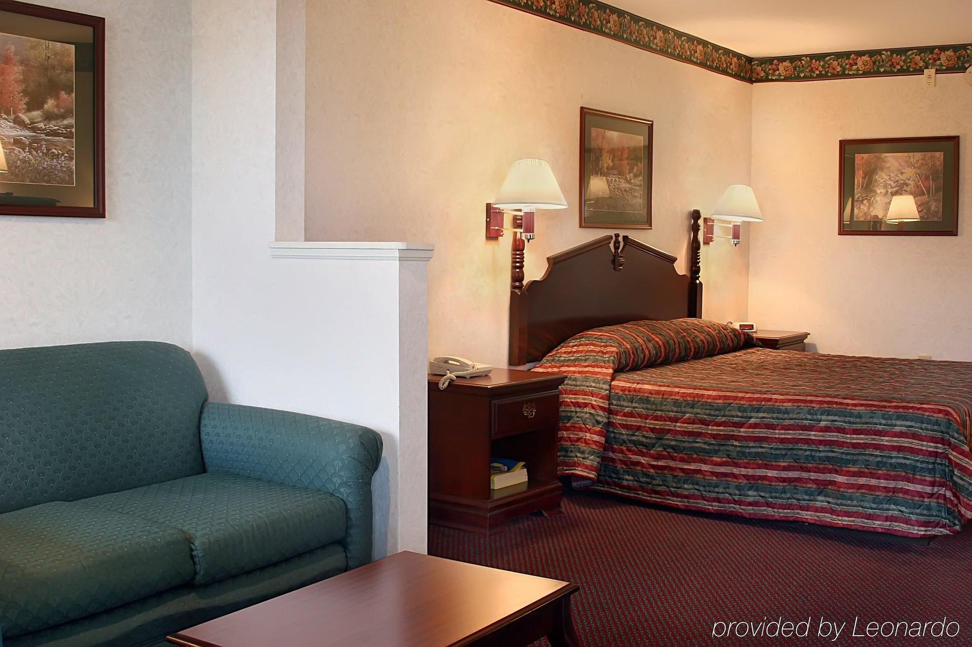 Econo Lodge - Prattville Room photo